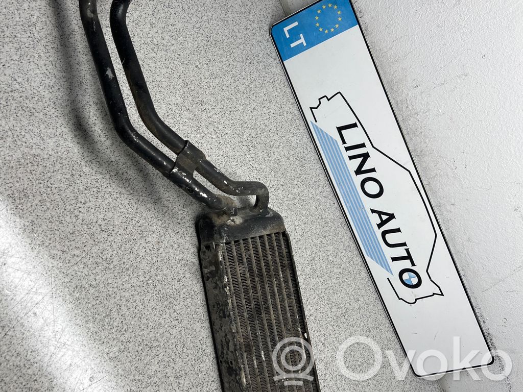 BMW 5 E34 Engine oil radiator 