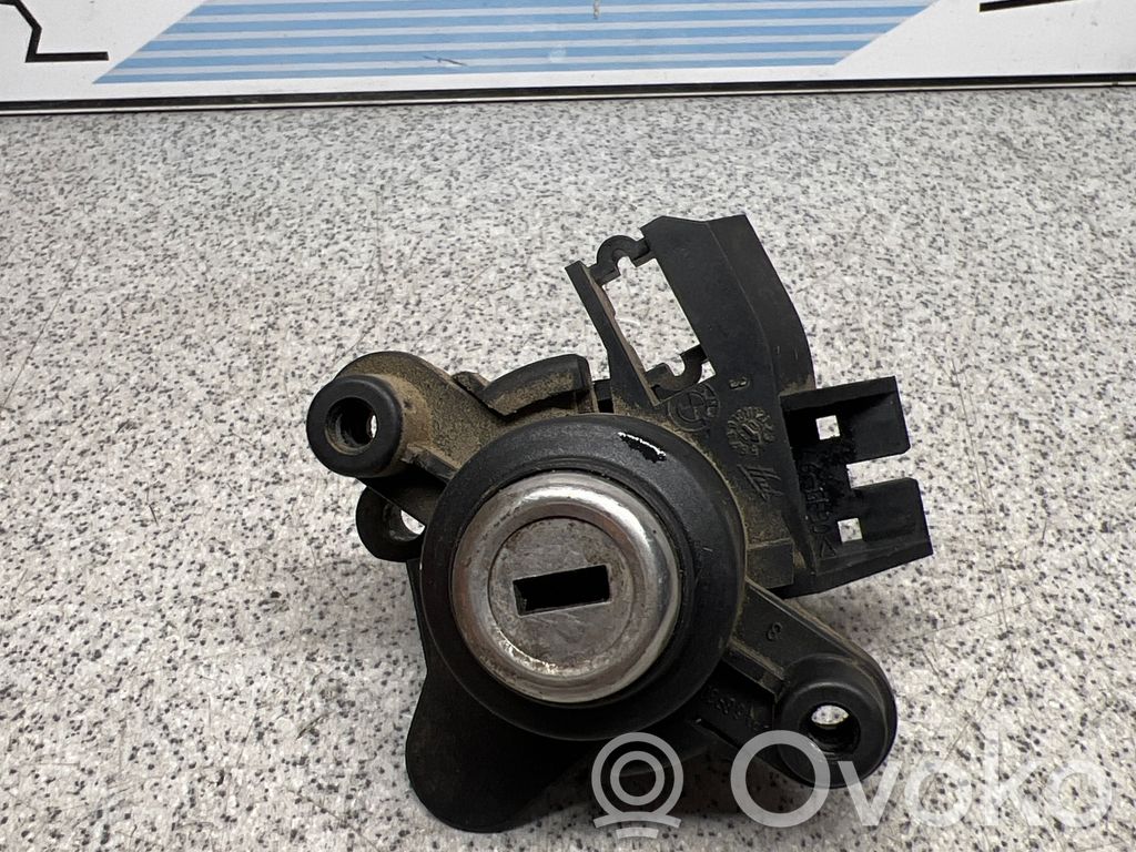 BMW 5 E60 E61 Tailgate/trunk/boot lock/catch/latch 