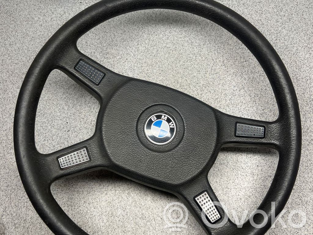 BMW 3 E30 Steering wheel 