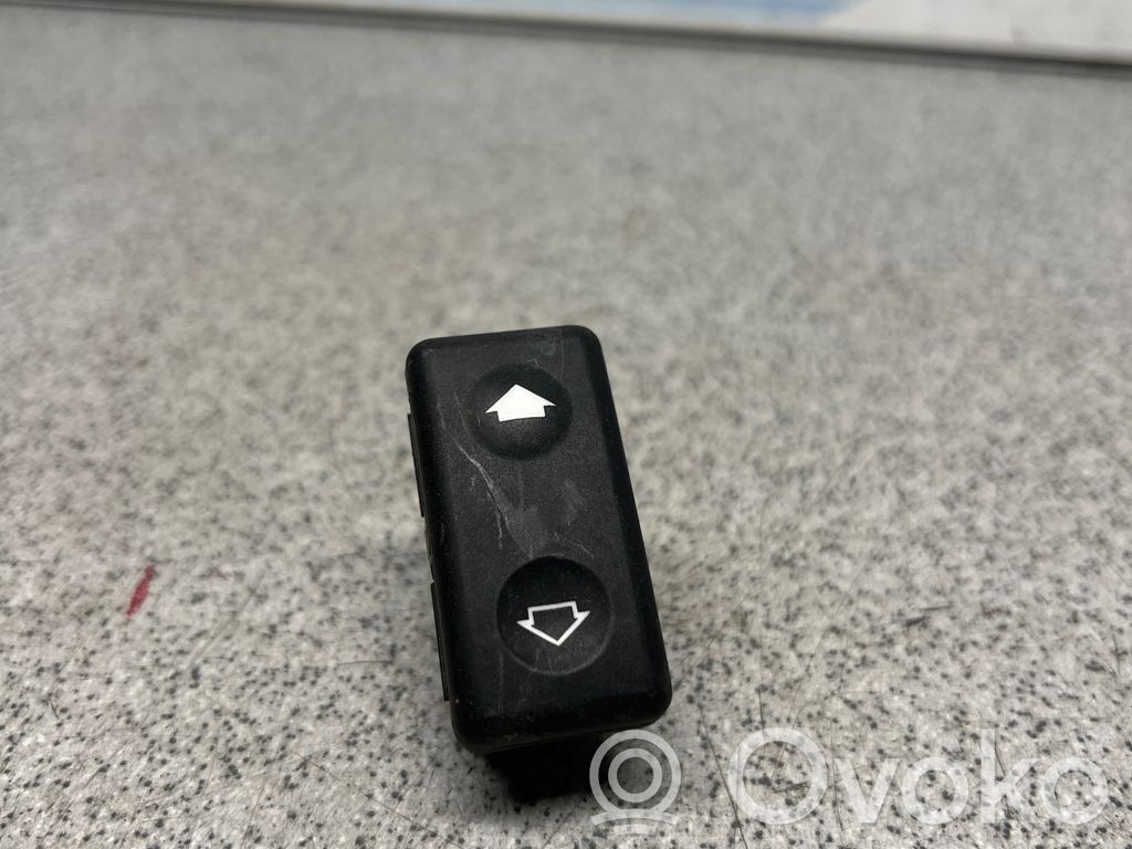 BMW 5 E34 Electric window control switch 