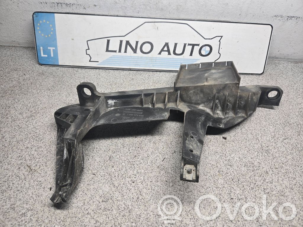 Headlight/headlamp mounting bracket   1301073025