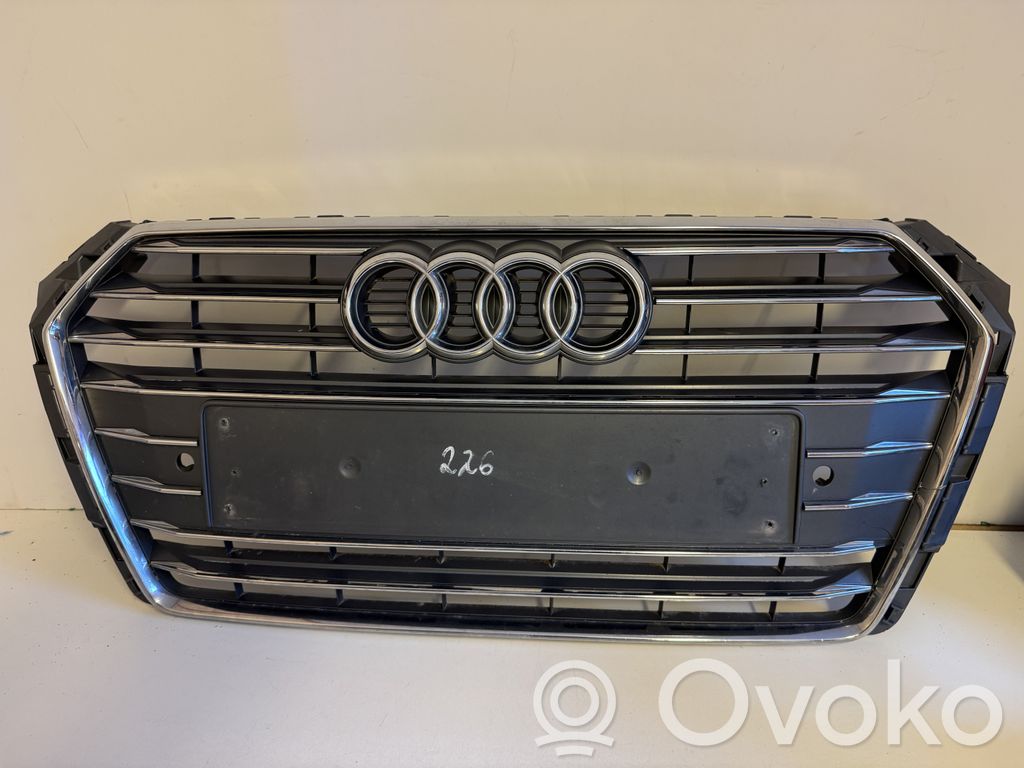Audi A4 S4 B9 Etupuskurin ylempi jäähdytinsäleikkö 