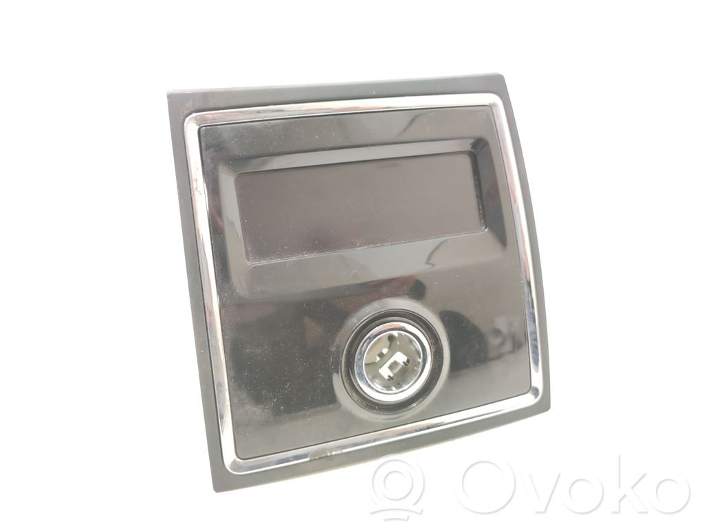 Skoda Superb B6 (3T) Cigarette lighter trim rear 