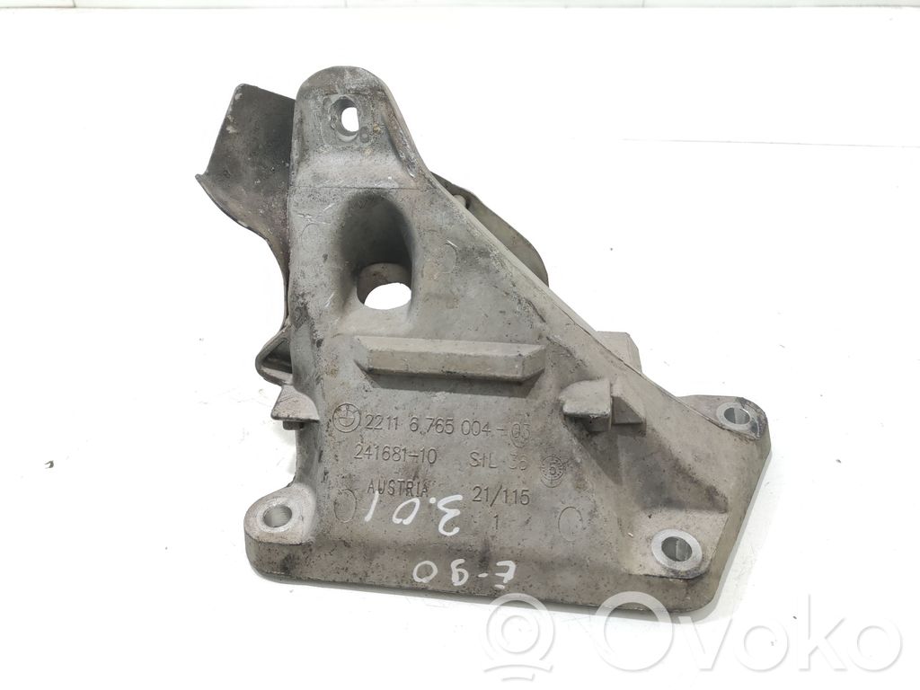 BMW 3 E90 E91 Engine mounting bracket 