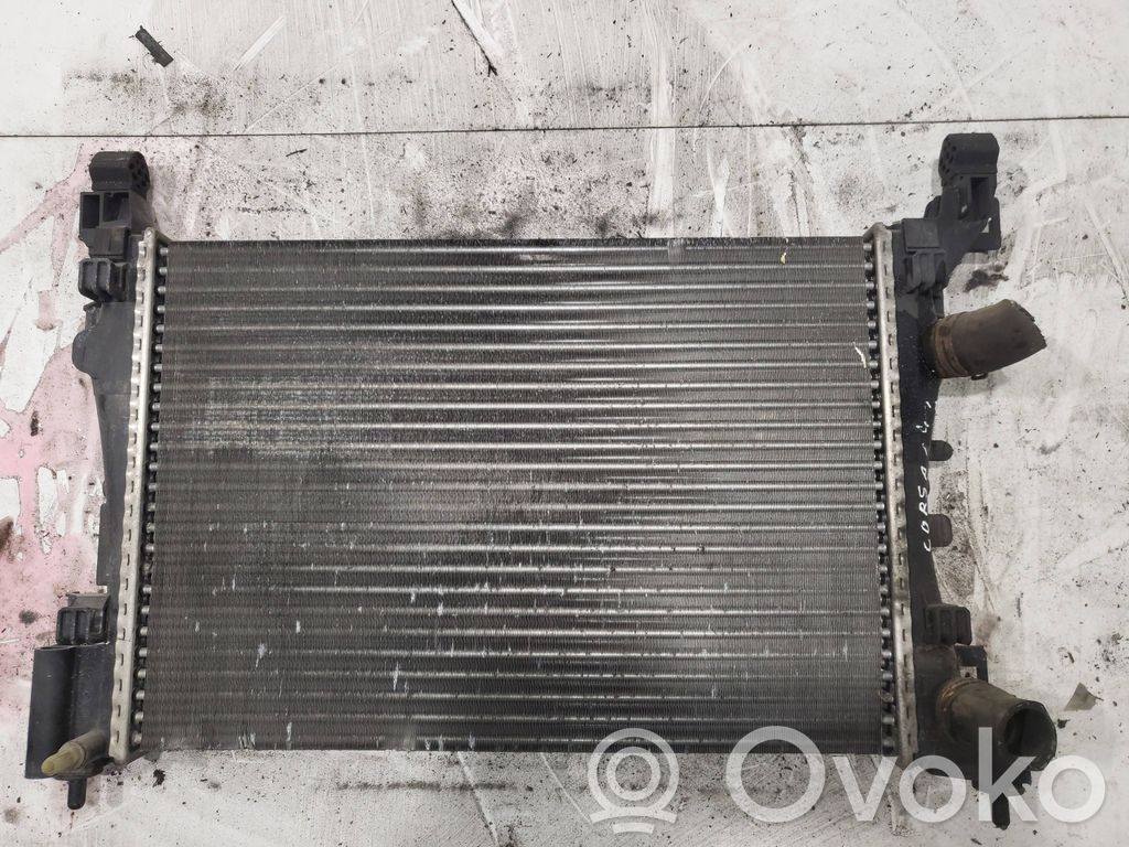 Opel Corsa D Coolant radiator 