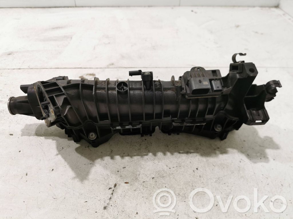 BMW 5 F10 F11 Kolektorius įsiurbimo 