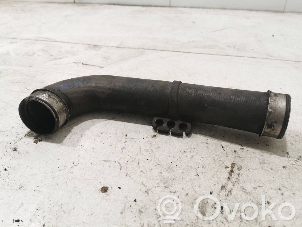 Volkswagen Golf V Rura / Wąż dolotowy powietrza 