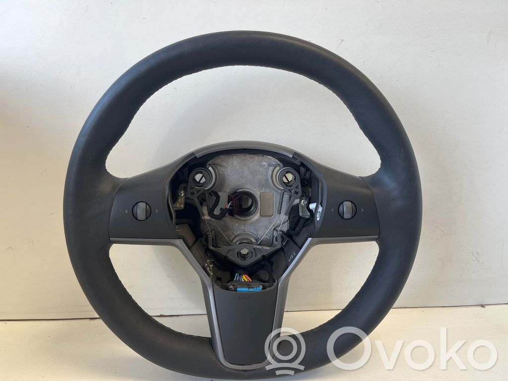 Tesla Model 3 Steering wheel 
