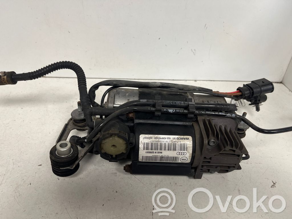 Audi Q7 4L Kompresor zawieszenia tylnego pneumatycznego 