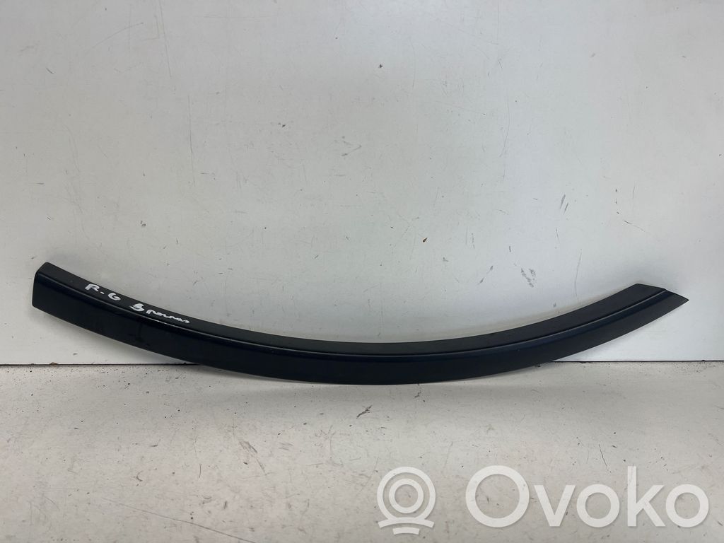 Audi Q7 4L Rivestimento passaruota posteriore 
