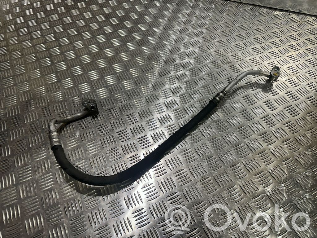 Volkswagen Tiguan Wąż / Przewód klimatyzacji A/C 