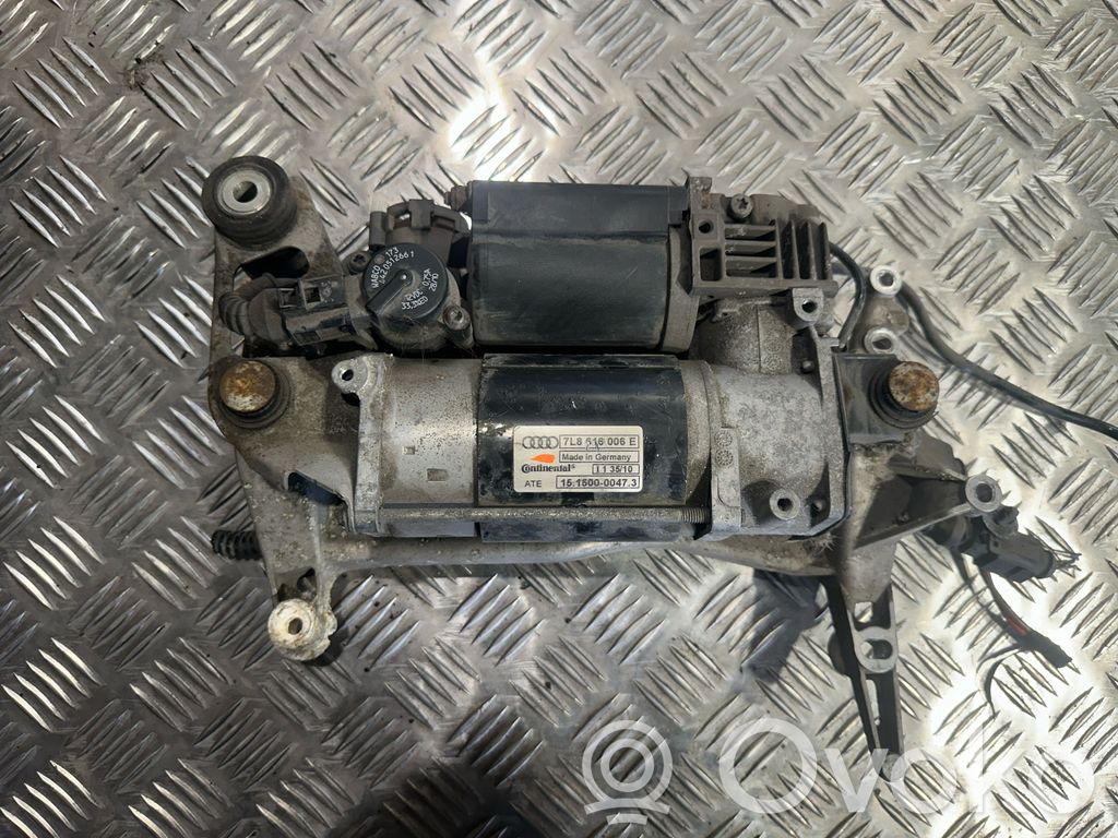 Audi Q7 4L Kompresor zawieszenia tylnego pneumatycznego 