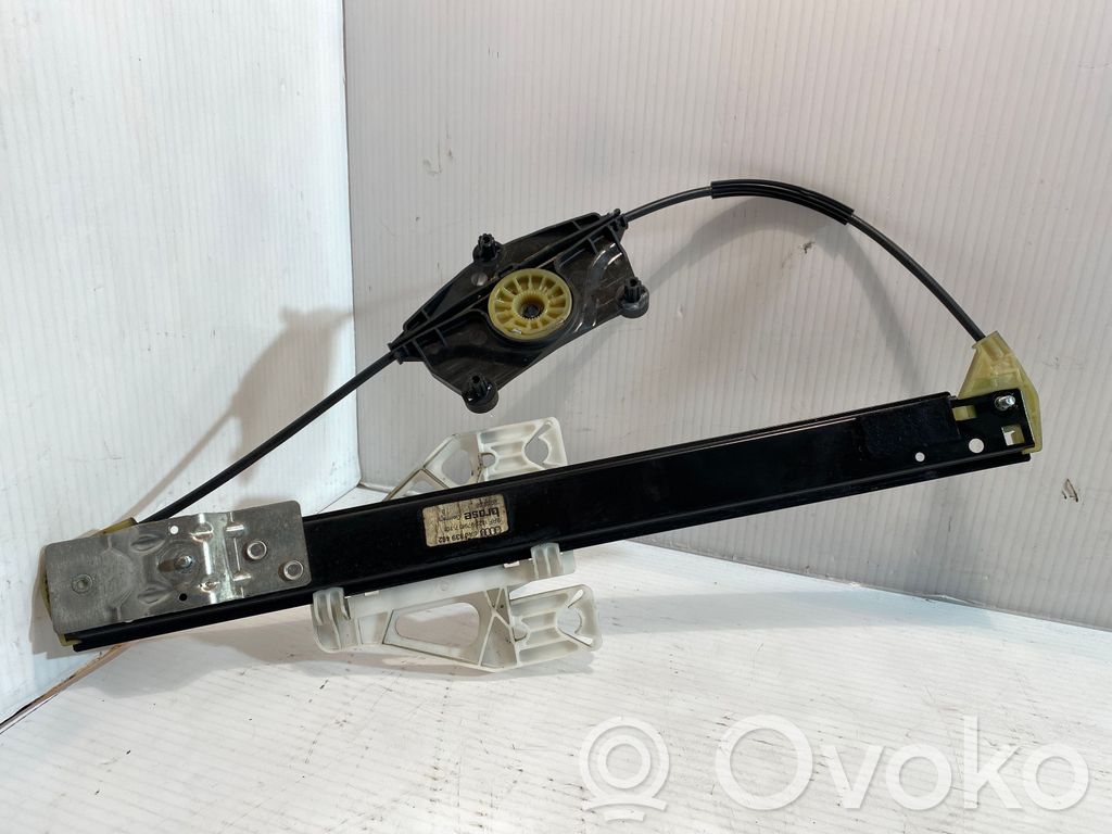 Audi A4 S4 B8 8K Mechanizm podnoszenia szyby tylnej bez silnika 