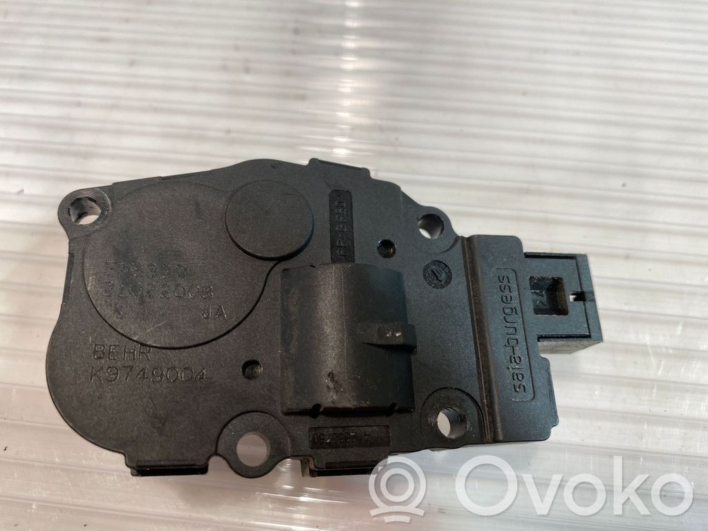 Audi A4 S4 B8 8K Silniczek nagrzewnicy 