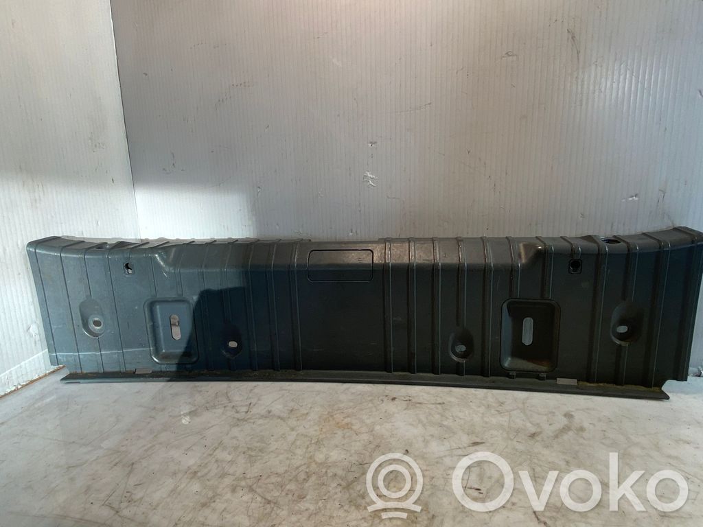 BMW 3 E90 E91 Bagažinės slenksčio apdaila 