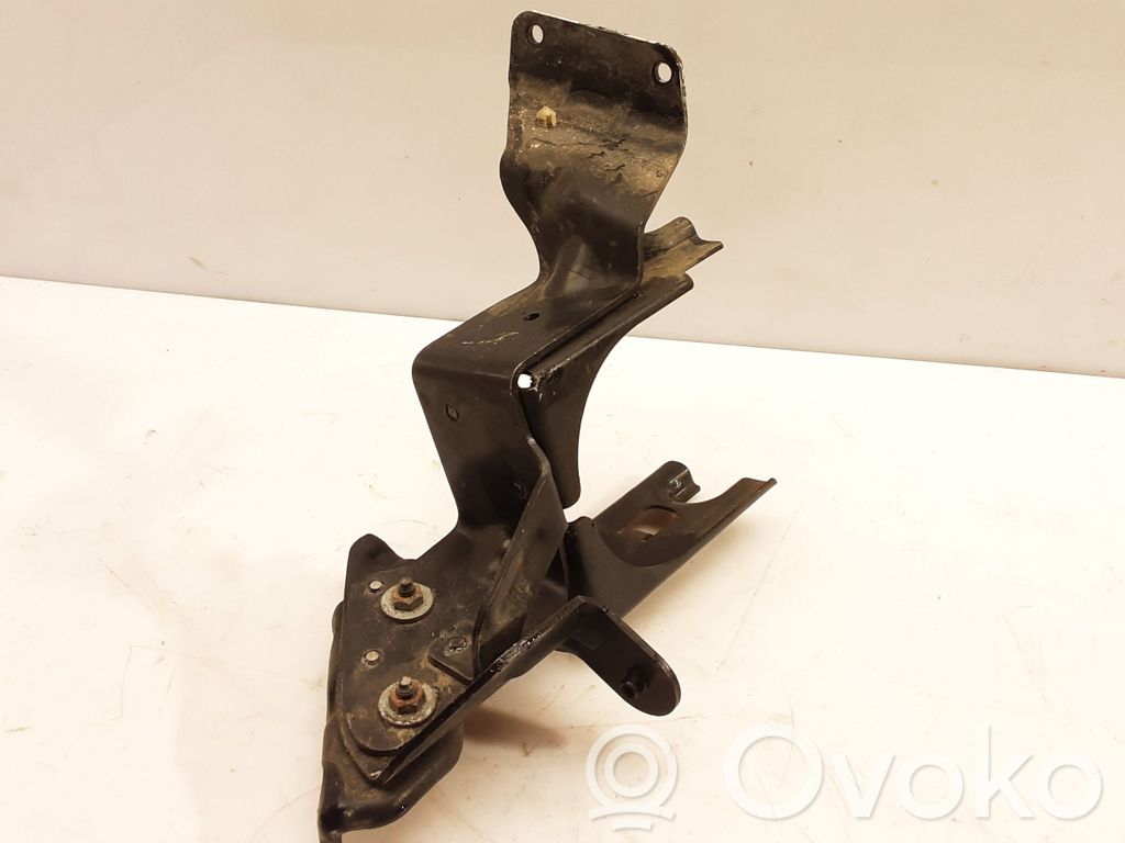 Audi A8 S8 D3 4E ABS-pumpun kiinnike 