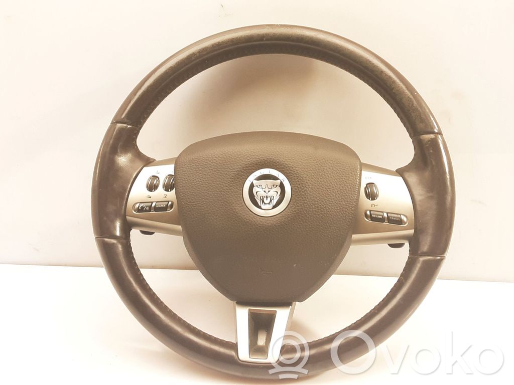 Jaguar XF X250 Steering wheel 