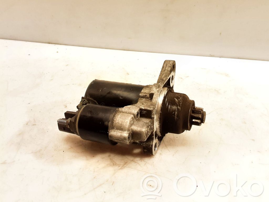 Volkswagen Touran I Starteris 