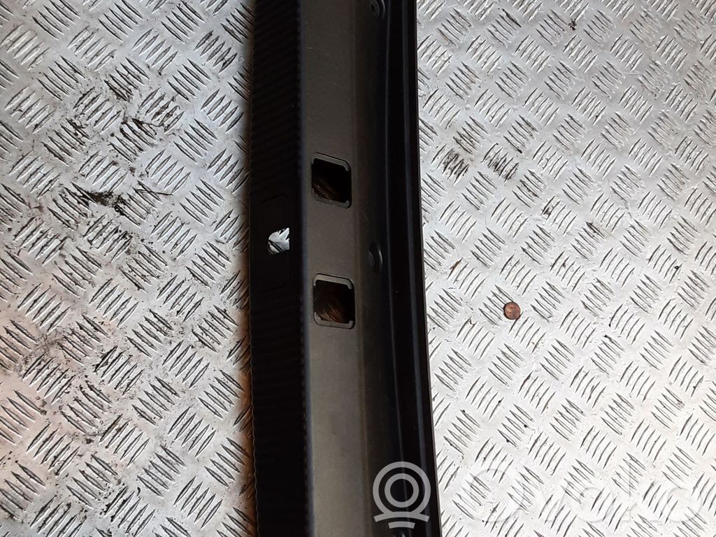 Audi A8 S8 D3 4E Protector del borde del maletero/compartimento de carga 