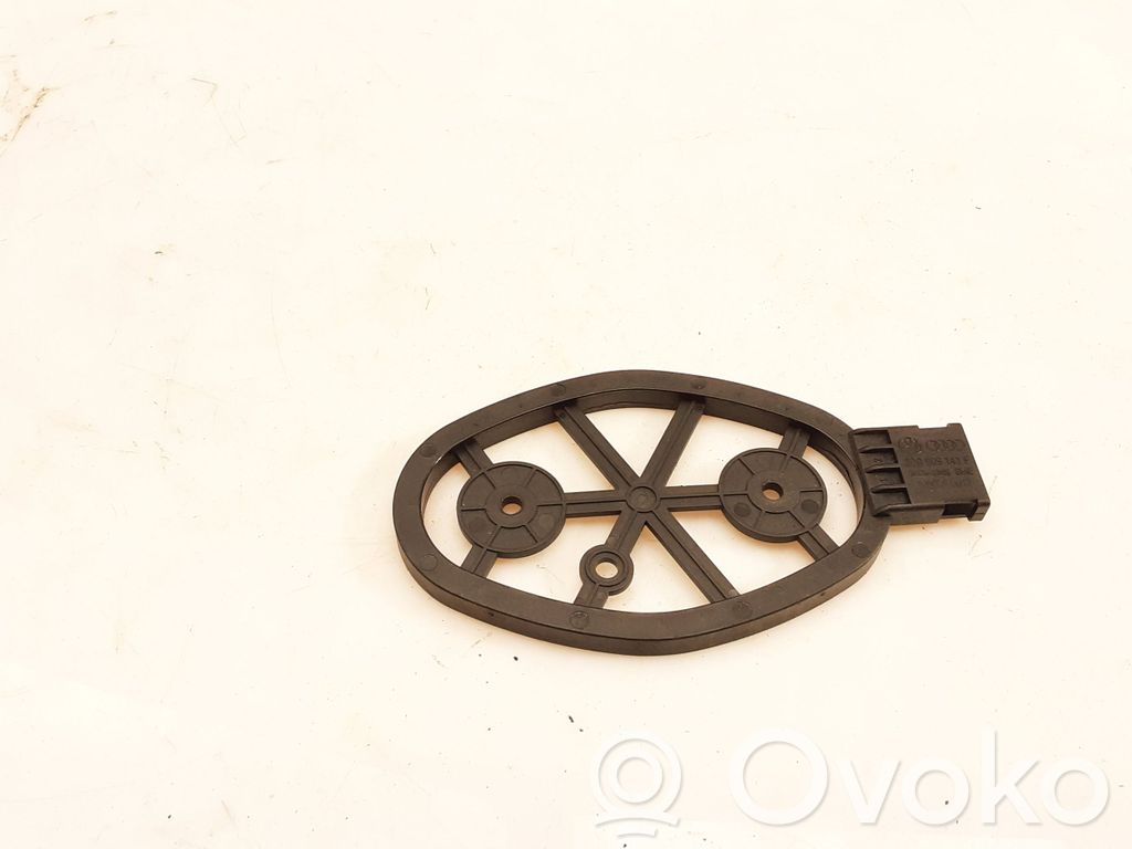 Audi A8 S8 D3 4E Interjero komforto antena 
