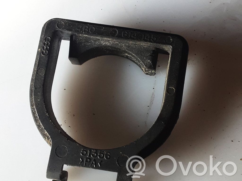 Audi A8 S8 D3 4E Soporte para la bomba de ABS 