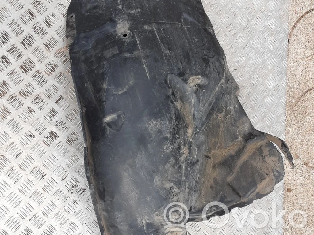 Audi A8 S8 D3 4E Aizmugurējais apakšspārns 