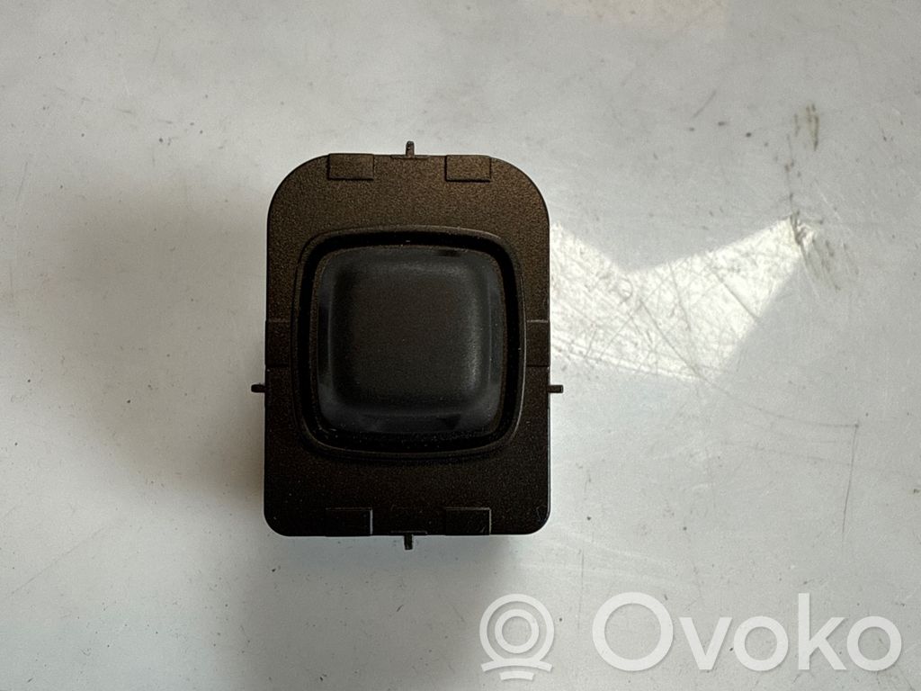 Audi Q7 4M Steering wheel adjustment switch 