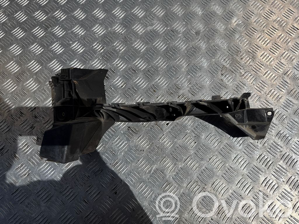 Audi Q7 4M Headlight/headlamp mounting bracket 