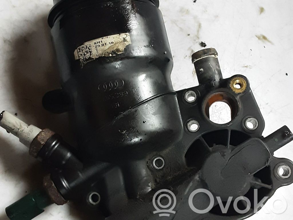 Audi A6 S6 C7 4G Öljynsuodattimen kannake 
