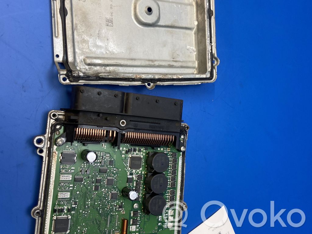 Mercedes-Benz E W212 Engine control unit/module 