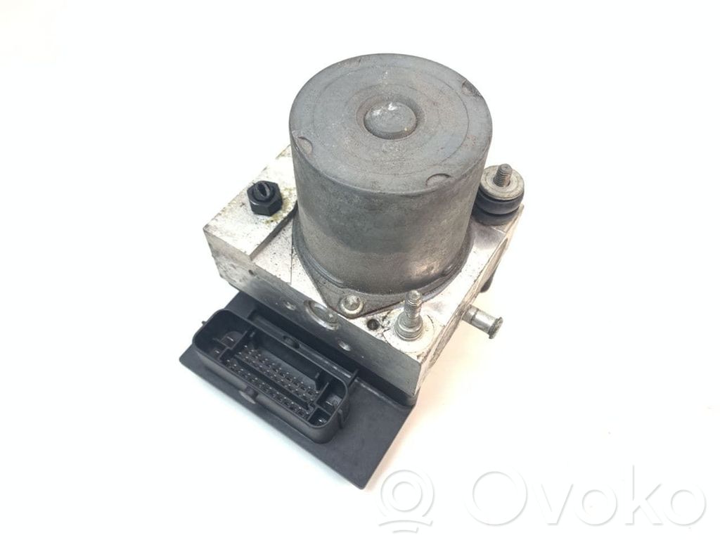 Audi A4 S4 B7 8E 8H ABS-pumppu 