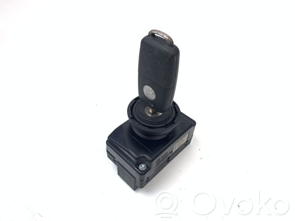 Volkswagen Touareg I Ignition lock 