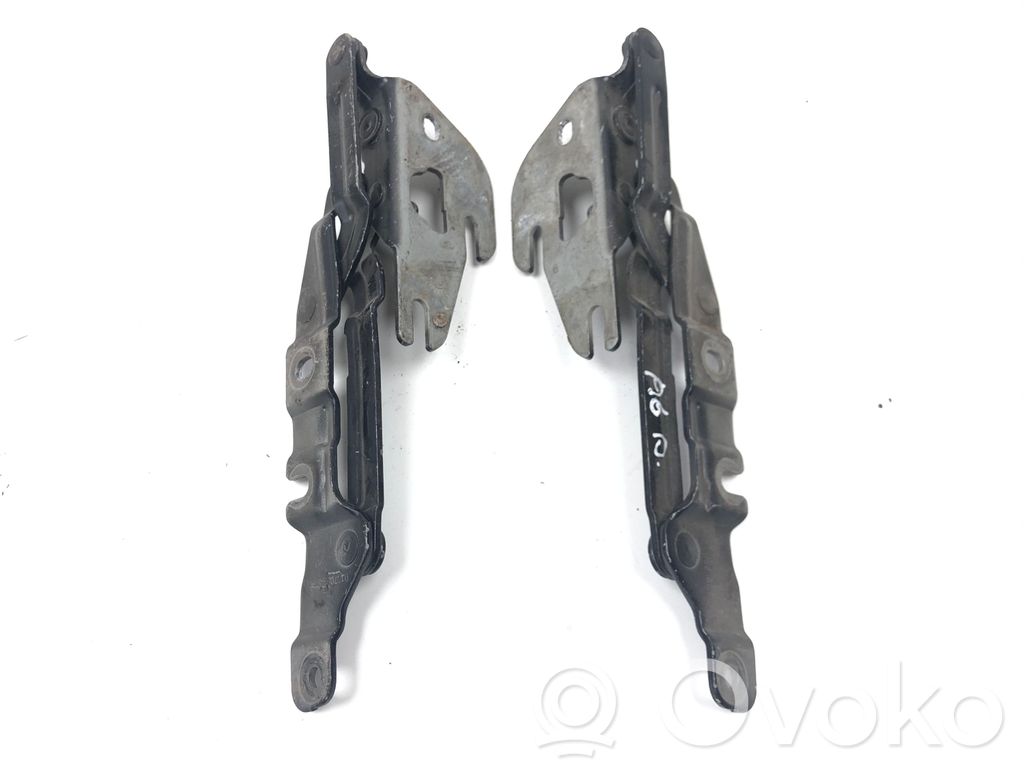 Audi A6 S6 C5 4B Tailgate/trunk/boot hinge 