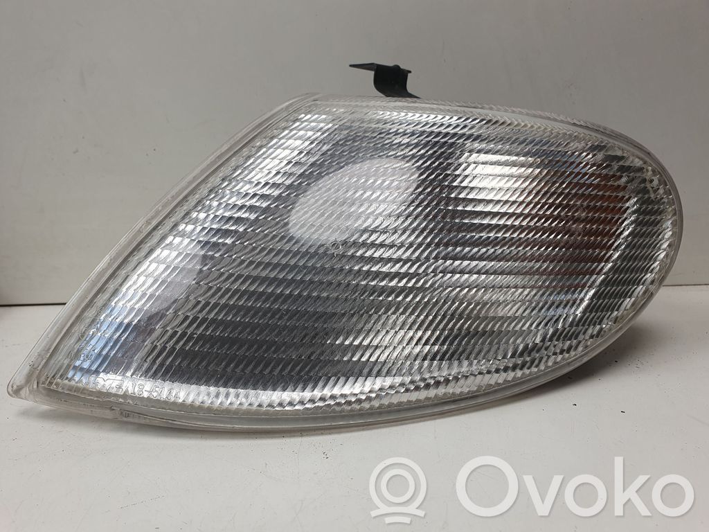 Volkswagen Sharan Front indicator light 