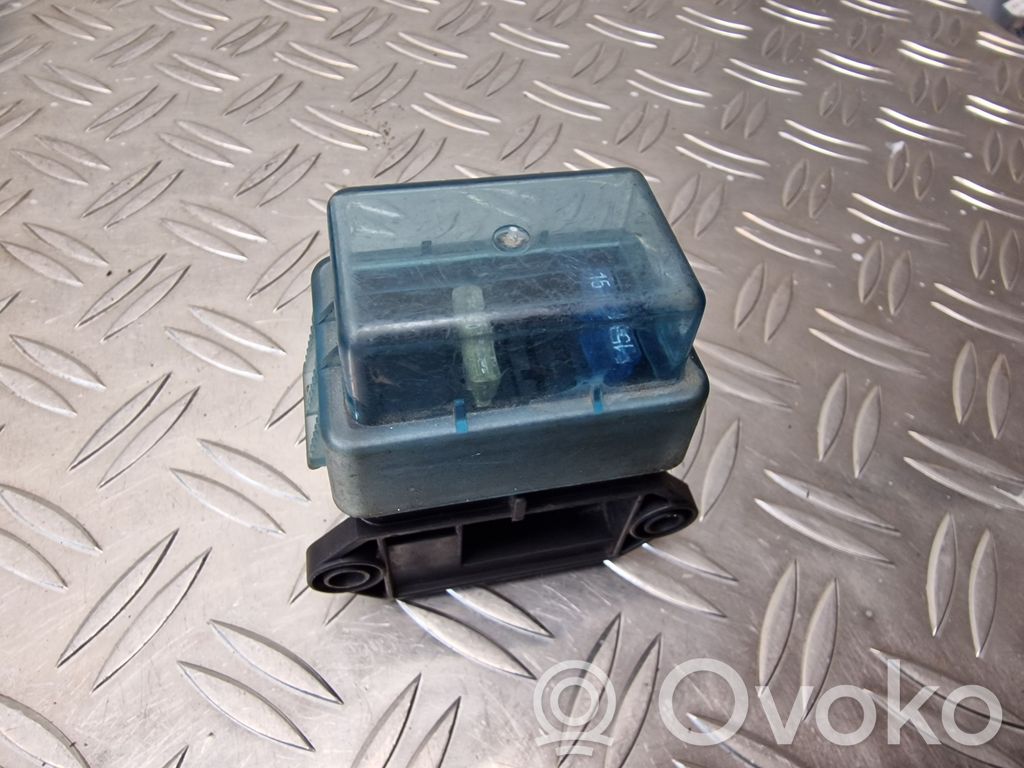 Audi A8 S8 D2 4D Módulo de fusible 