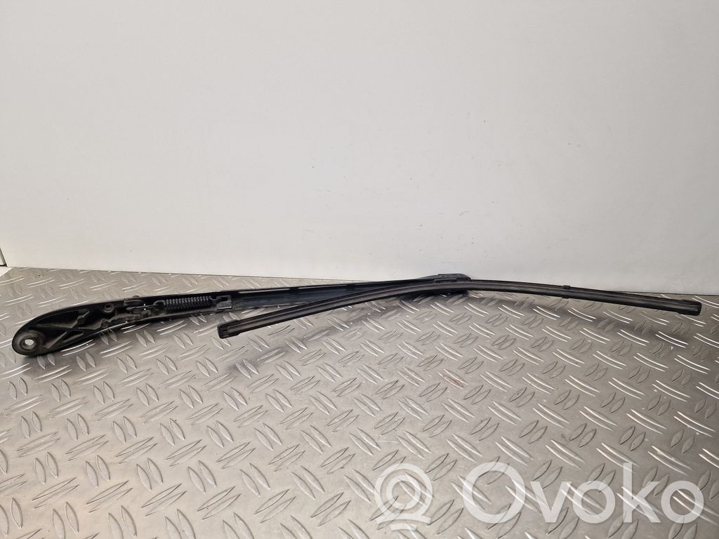 Audi A8 S8 D3 4E Wischerarm vorne 