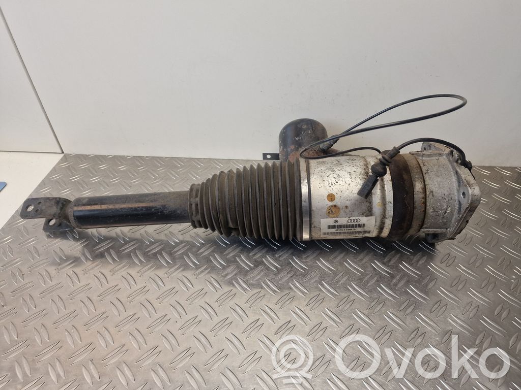 Audi A8 S8 D3 4E Ilmavaimennus takaiskunvaimennin 