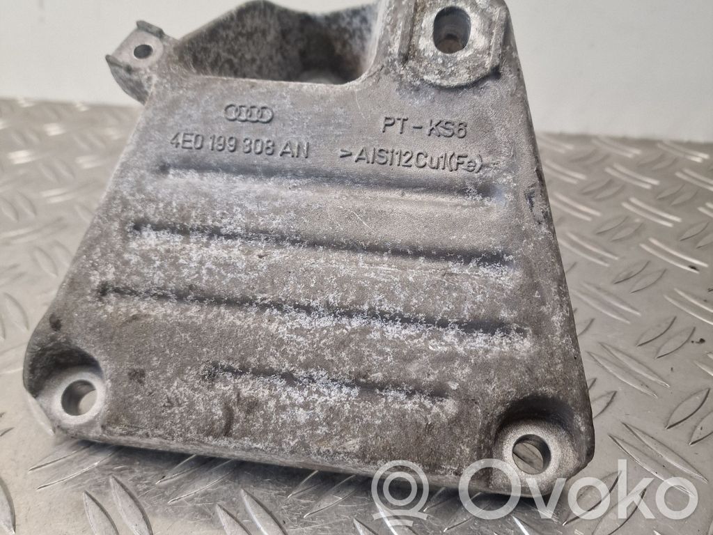 Audi A8 S8 D3 4E Engine mounting bracket 