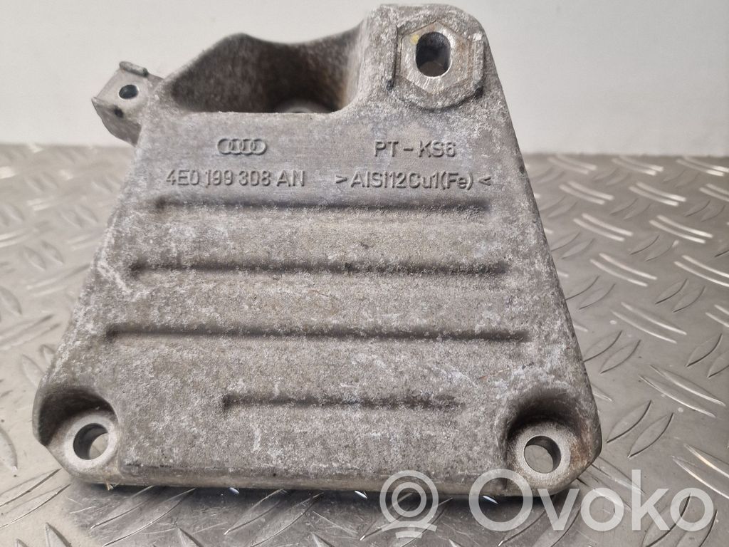 Audi A8 S8 D3 4E Engine mounting bracket 