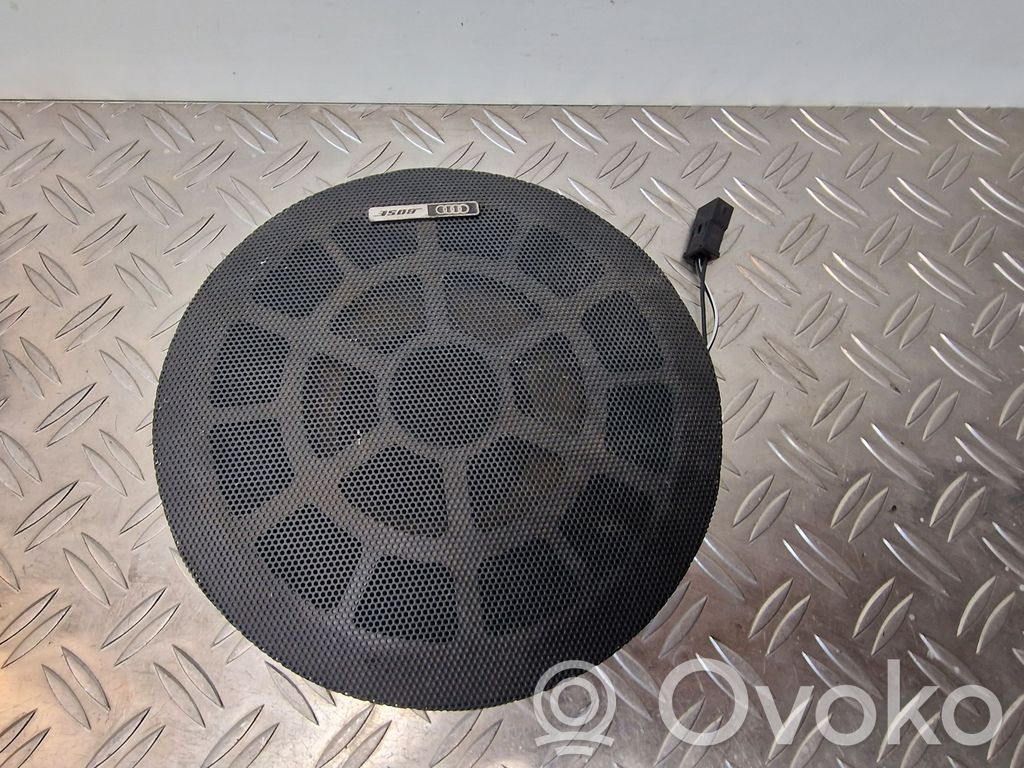 Audi A8 S8 D2 4D Difuzor ușă spate 