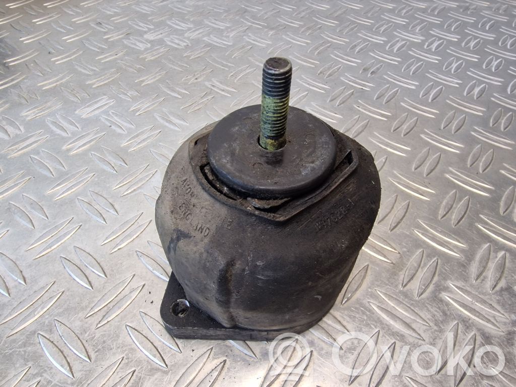 Audi A8 S8 D2 4D Gearbox mount 