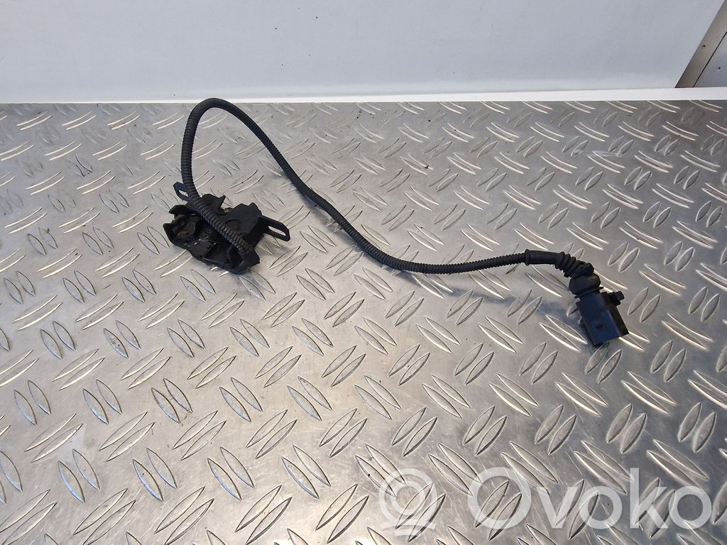 Audi A8 S8 D3 4E Engine bonnet/hood lock/catch 