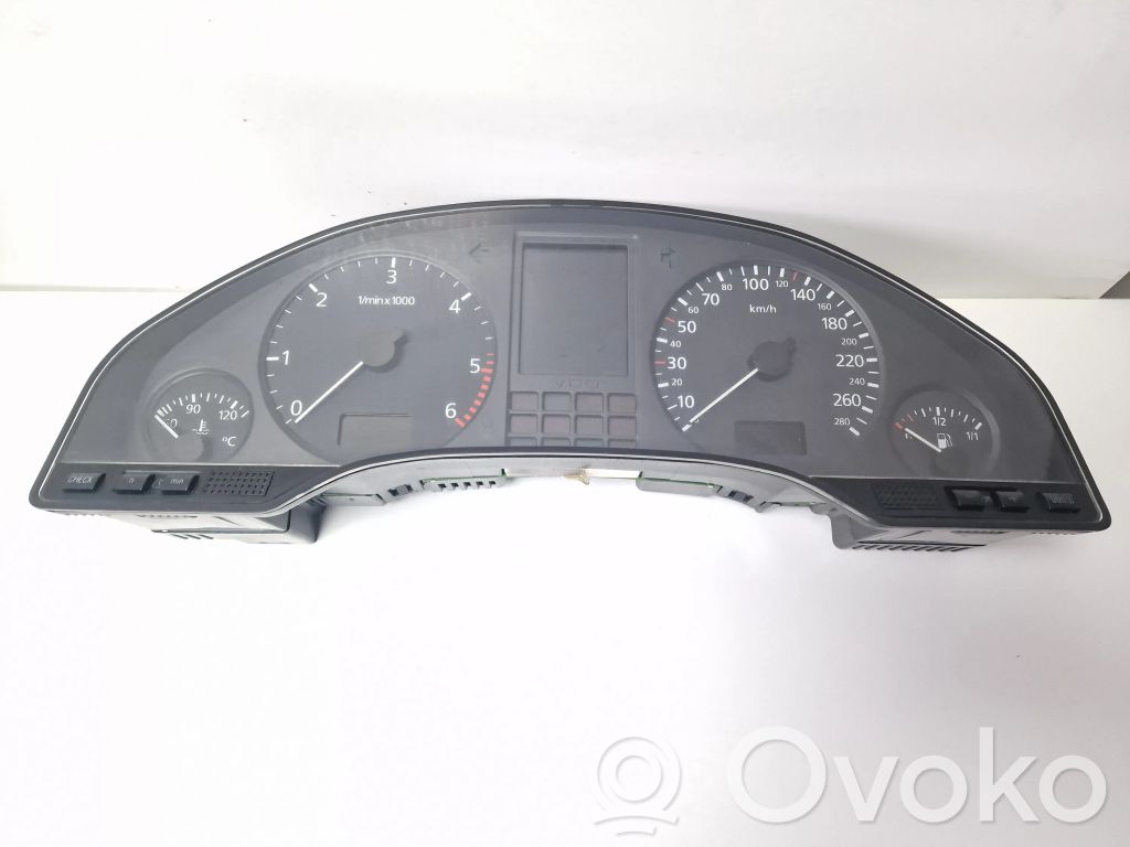 Audi A8 S8 D2 4D Spidometrs (instrumentu panelī) 