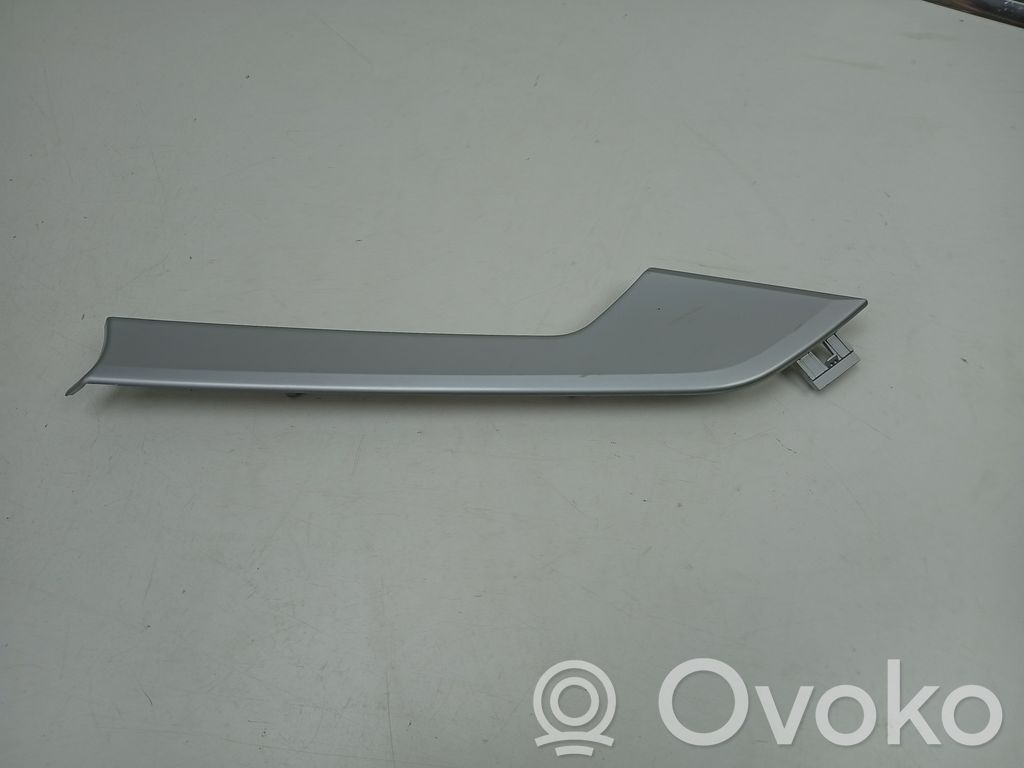 Audi A4 S4 B9 Listwa tapicerki drzwi przednich 