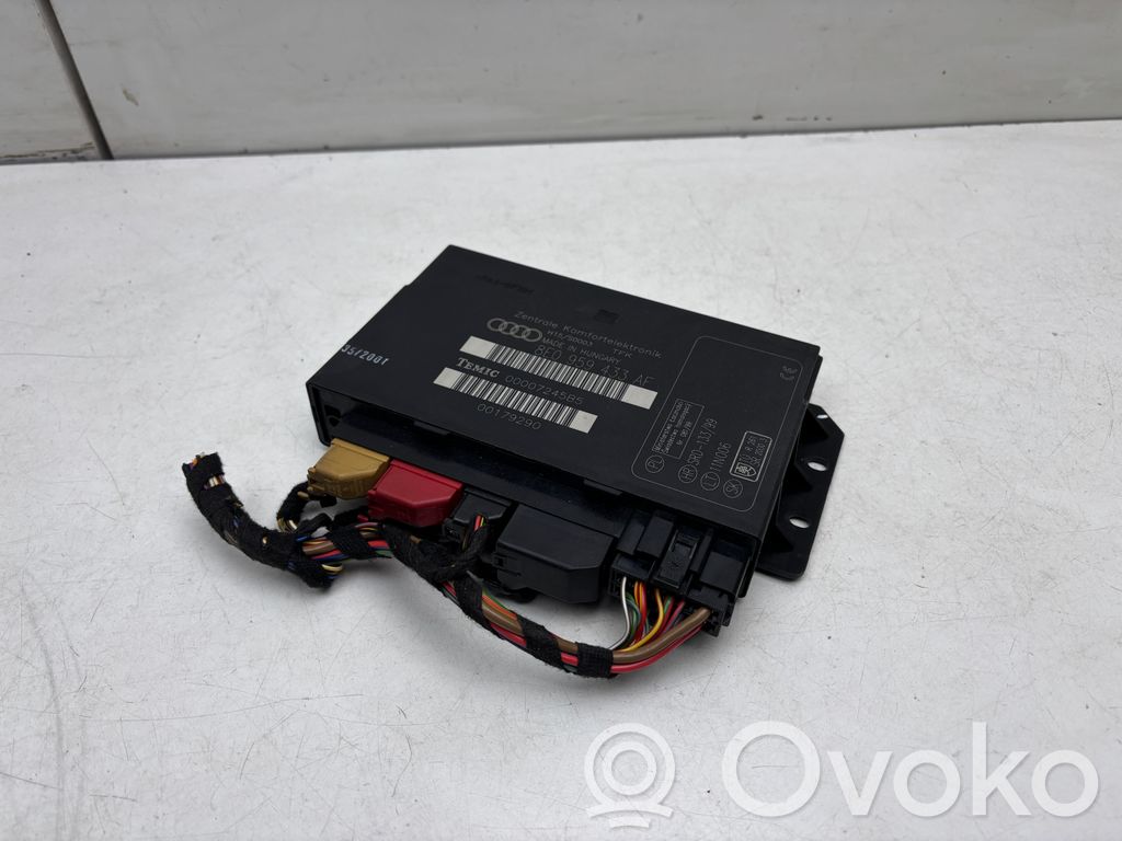 Audi A4 S4 B6 8E 8H Komforta modulis 