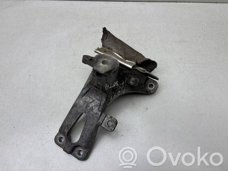 Engine mounting bracket   4G0199308