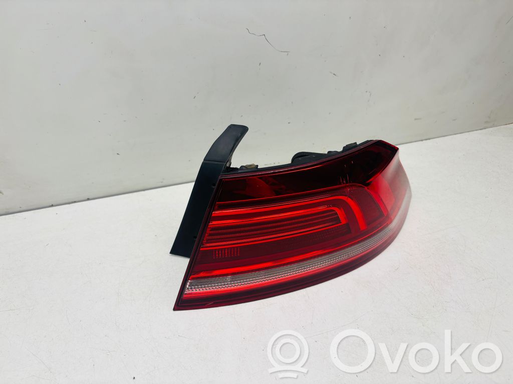 Volkswagen PASSAT B8 Takavalot 