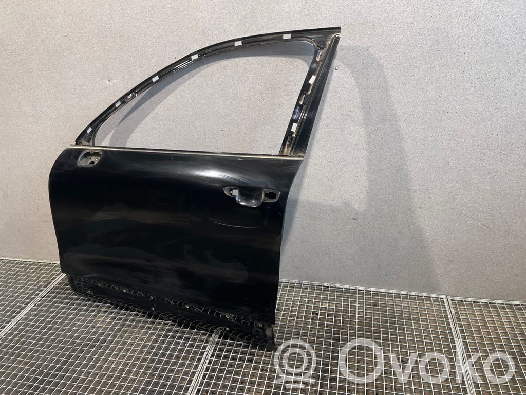 Volkswagen Touareg II Puerta delantera 