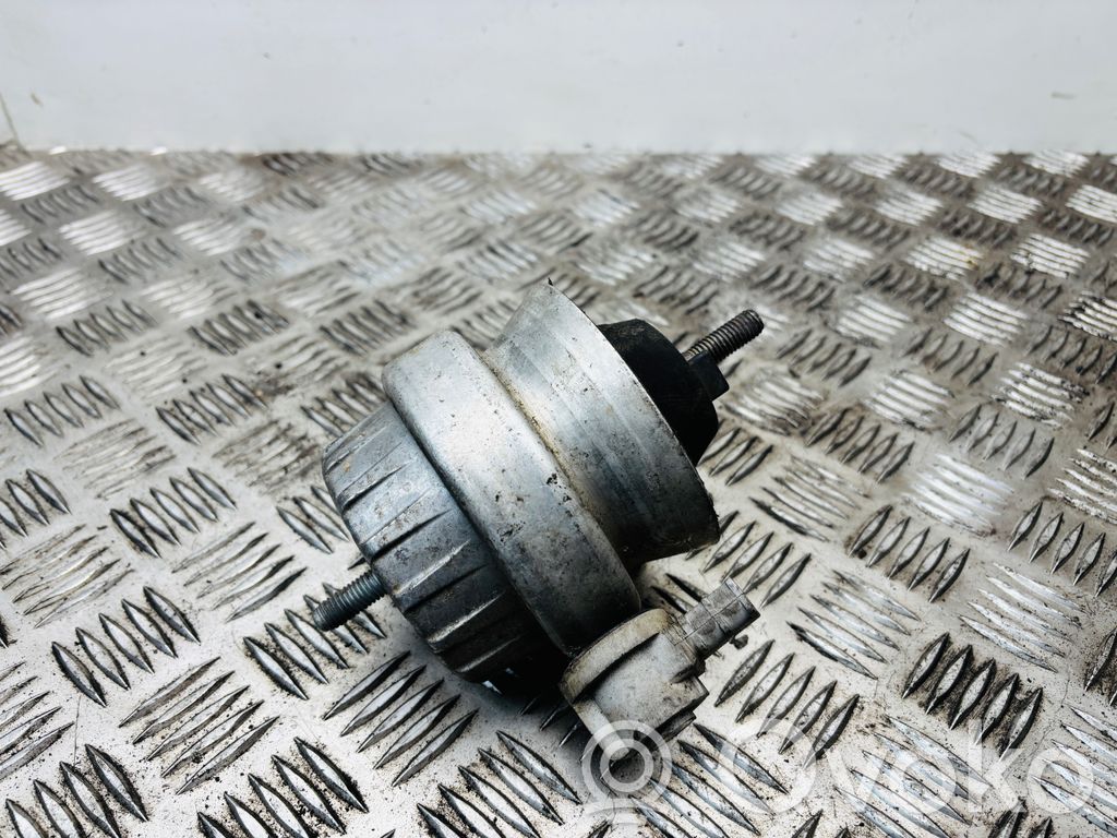 Engine mount bracket   4F0199379BK