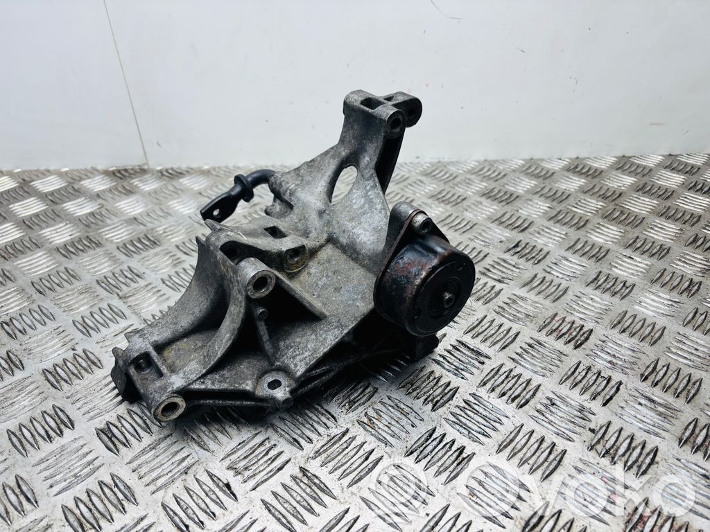 Volkswagen Sharan Generator/alternator bracket 